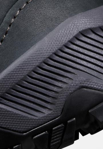 Походные ботинки