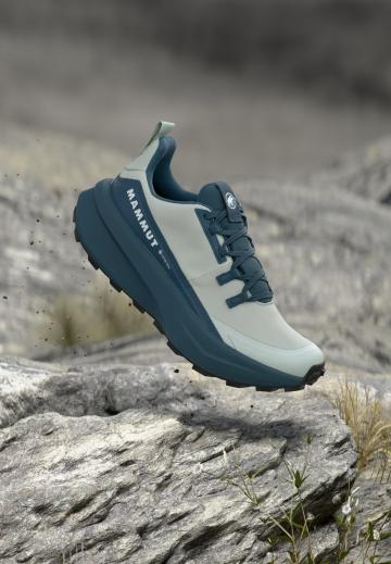 Походные ботинки