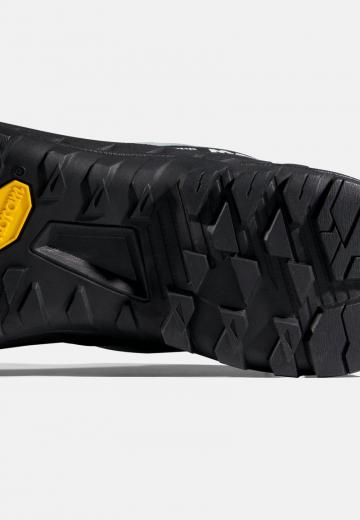 Походные ботинки