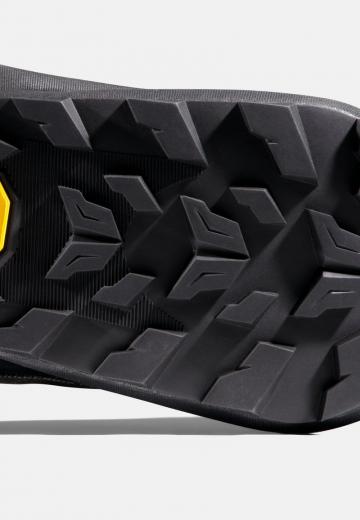 Беговые кроссовки