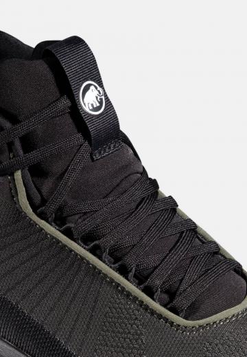 Походные ботинки