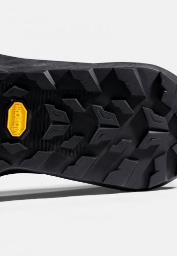 Походные ботинки