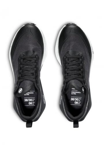 Беговые кроссовки