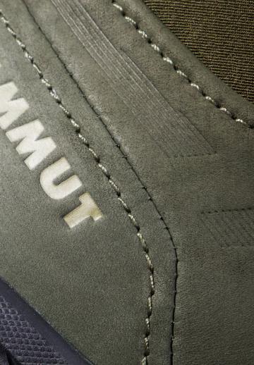 Походные ботинки