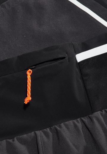 Спортивныве шорты