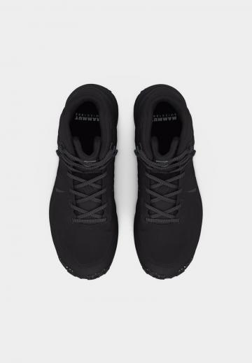 Походные ботинки