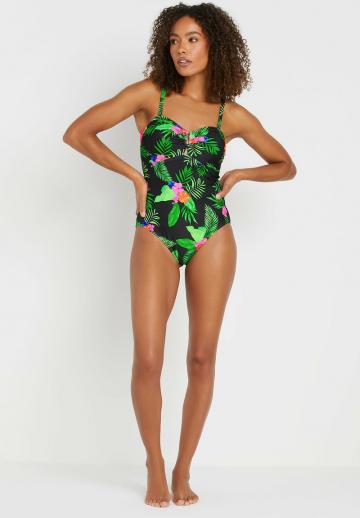 Слитный купальник