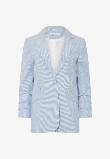 Короткое пальто