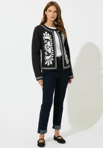 Жаккардовая вязаная кофта