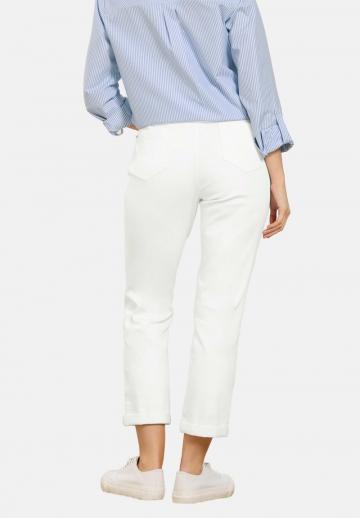 Короткие джинсы