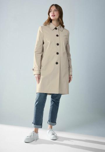 Короткое пальто