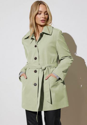 Короткое пальто