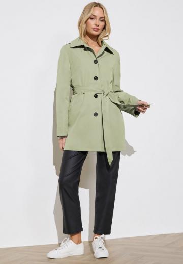 Короткое пальто