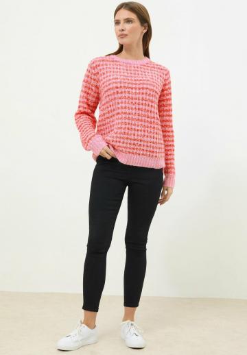 Пуловер в полоску