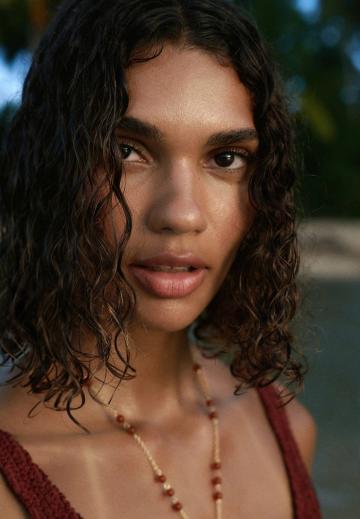 Слитный купальник