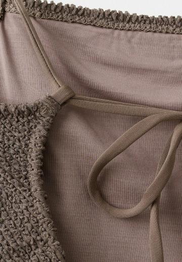 Слитный купальник