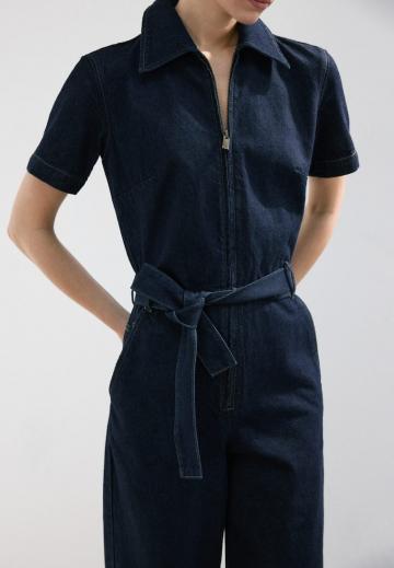 Джинсовый комбинезон