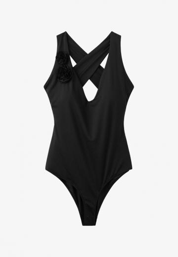 Слитный купальник