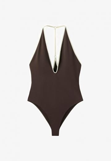 Слитный купальник