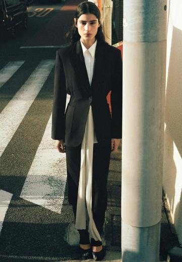 Короткое пальто