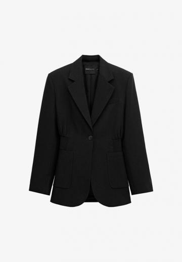 Короткое пальто