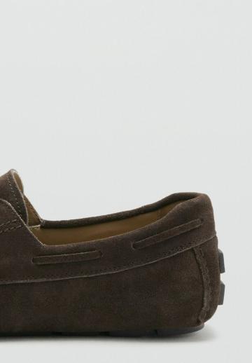 Ботинки на шнуровке