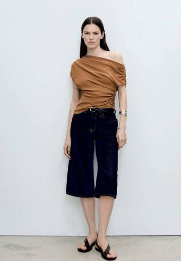 Топ на одно плечо