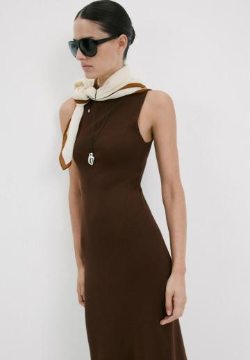 Вязаное платье