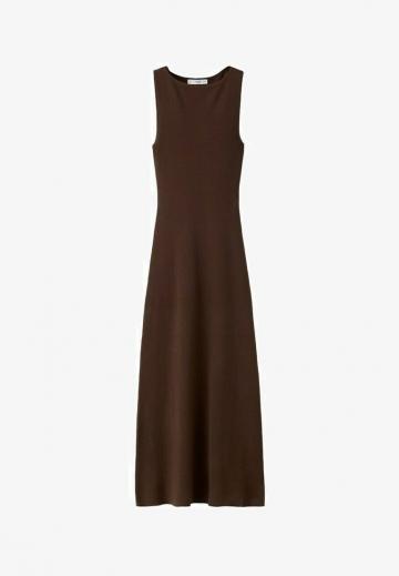 Вязаное платье