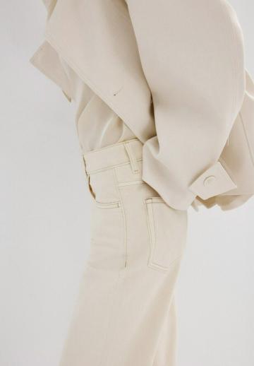 Клешеные джинсы