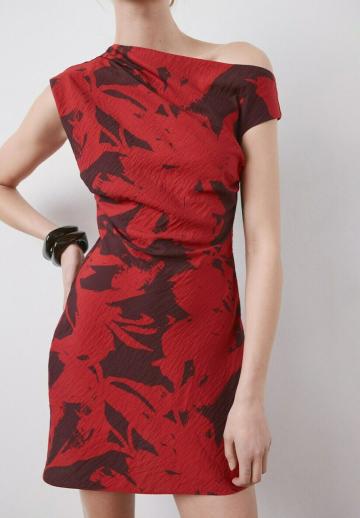 Короткое платье