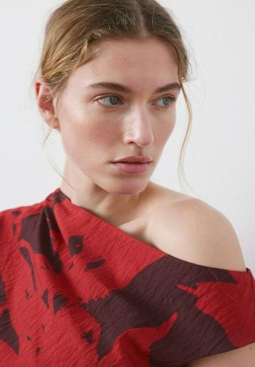 Короткое платье