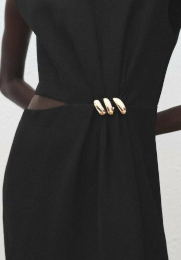 Короткое платье