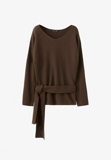 Пуловер с вырезом V