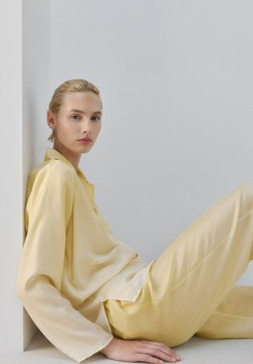 Шелковая блузка