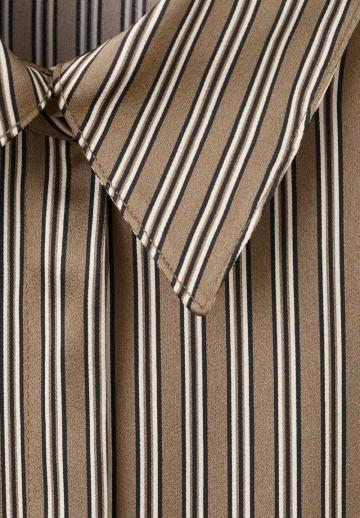 Атласная блузка