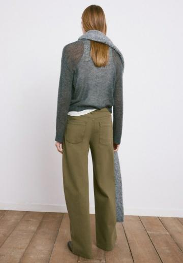 Свободные джинсы