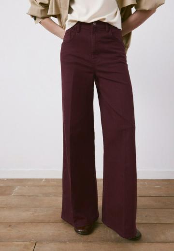 Свободные джинсы