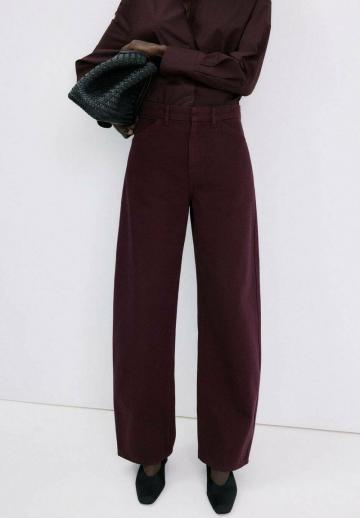 Прямые джинсы