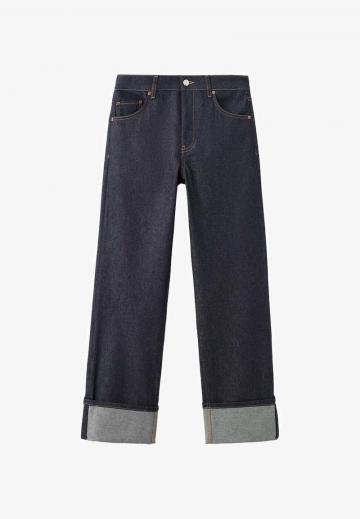 Прямые джинсы