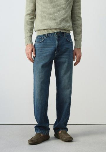 Прямые джинсы