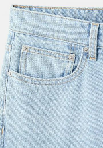 Прямые джинсы