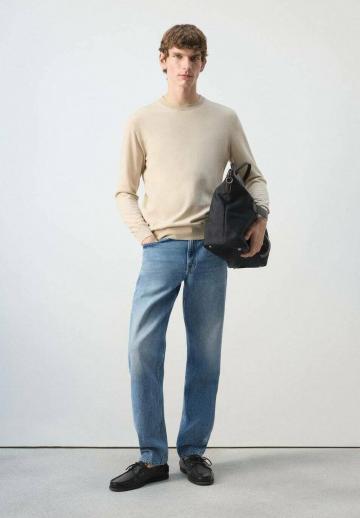 Прямые джинсы