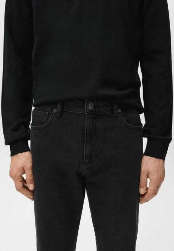 Прямые джинсы