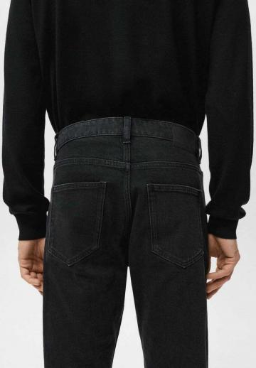 Прямые джинсы