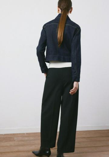 Короткая куртка