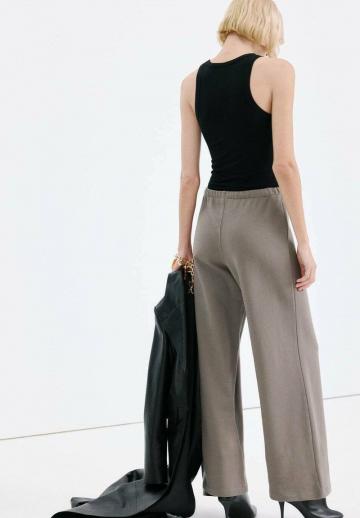 Спортивные штаны