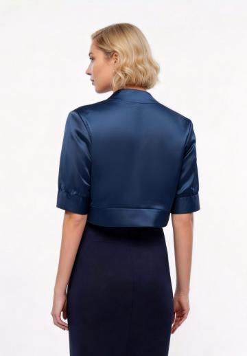 Короткий блейзер