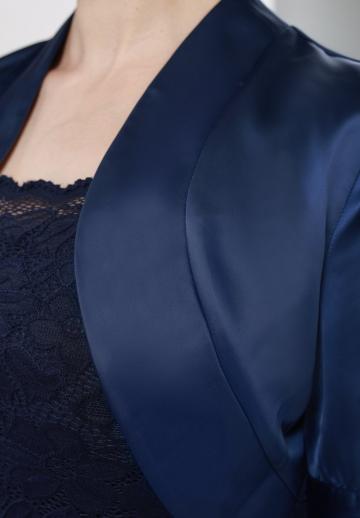 Короткий блейзер