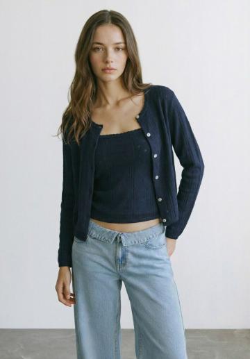 Вязаная кофта